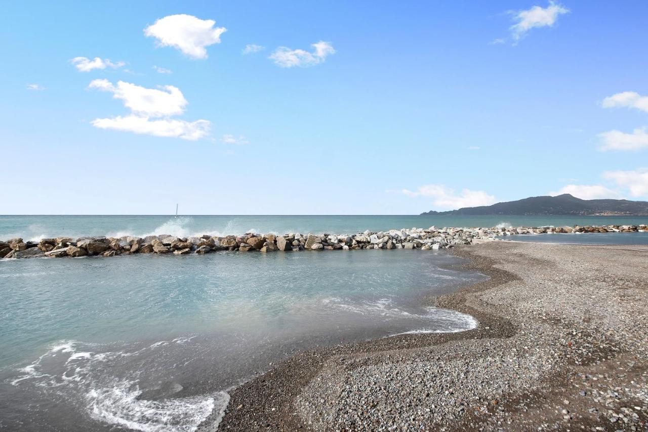 Apartmán A Due Passi Dal Mare Chiavari Exteriér fotografie
